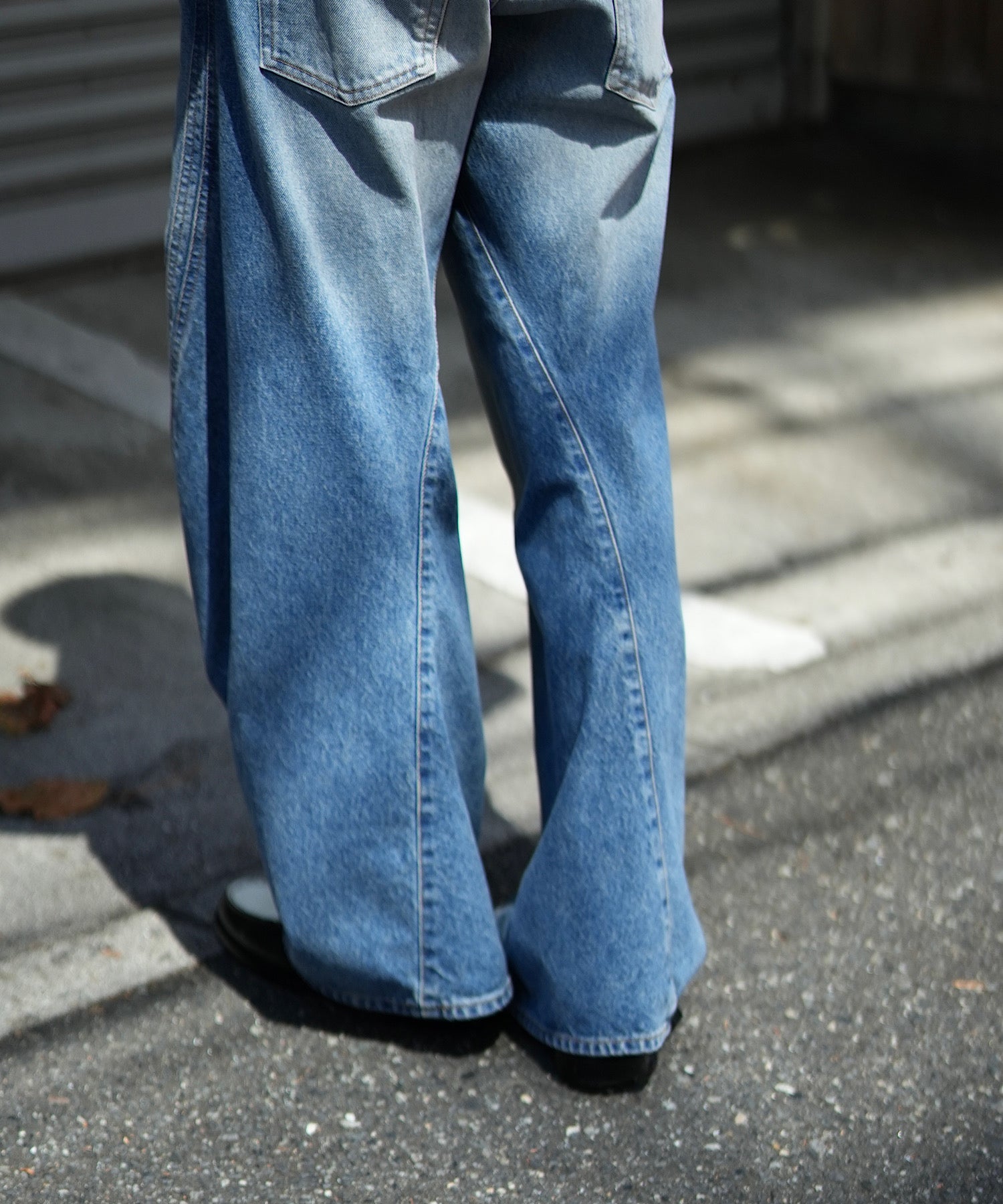 3D TWISTED WIDE LEG JEANS "VINTAGE FADED INDIGO"