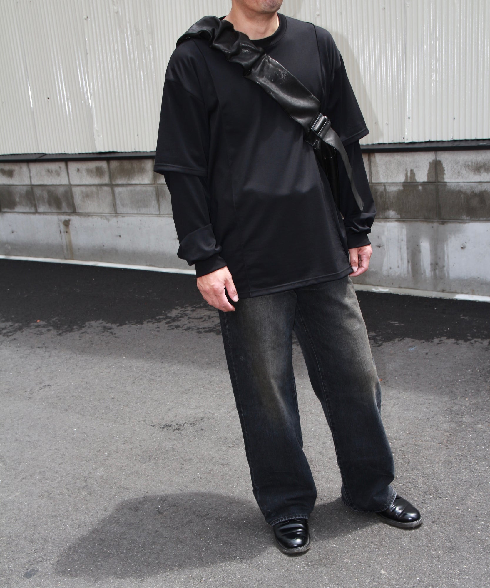 LOOSE DENIM JEANS "BLACK"
