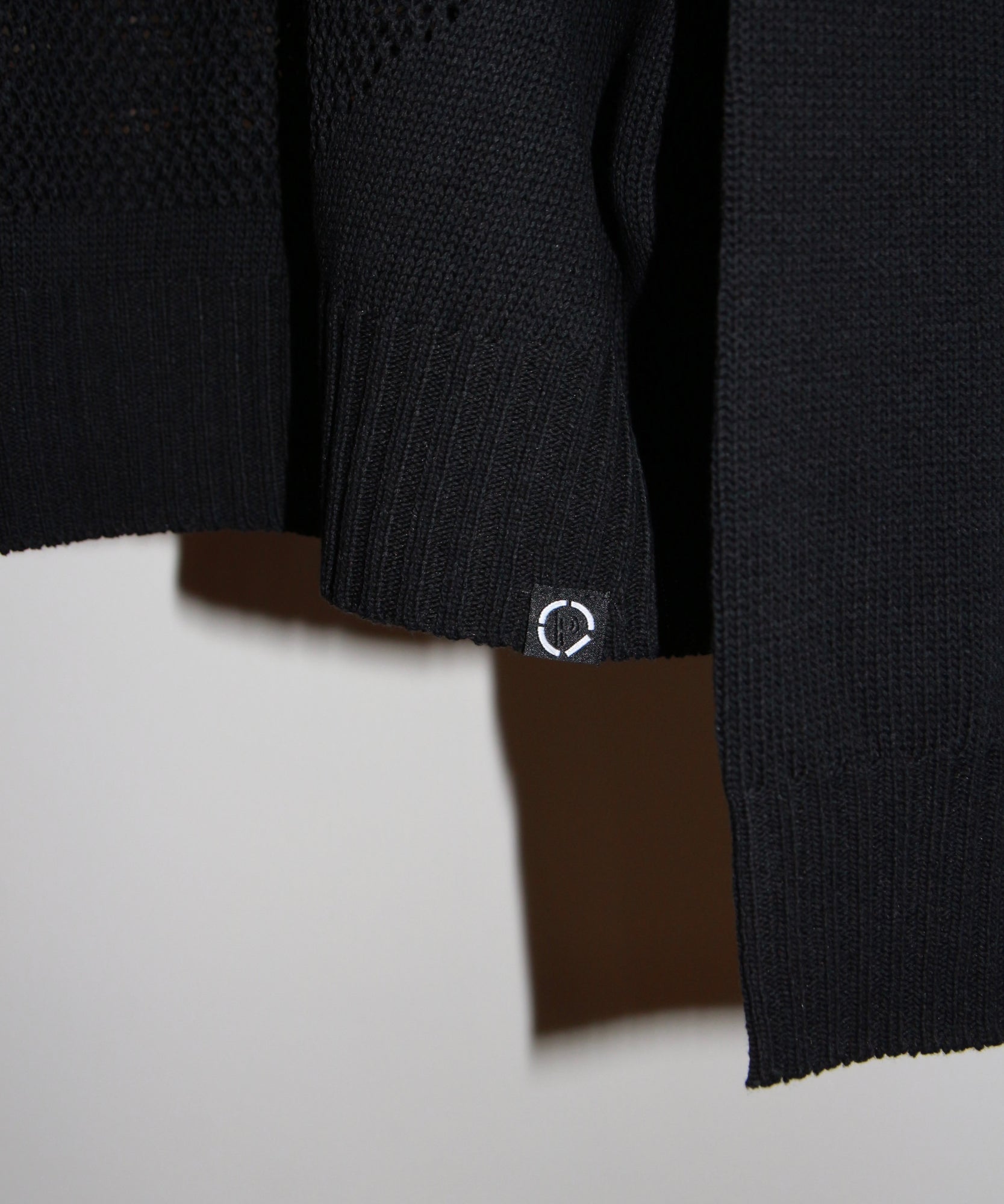 WINDOW WEB SWEATER "BLACK"