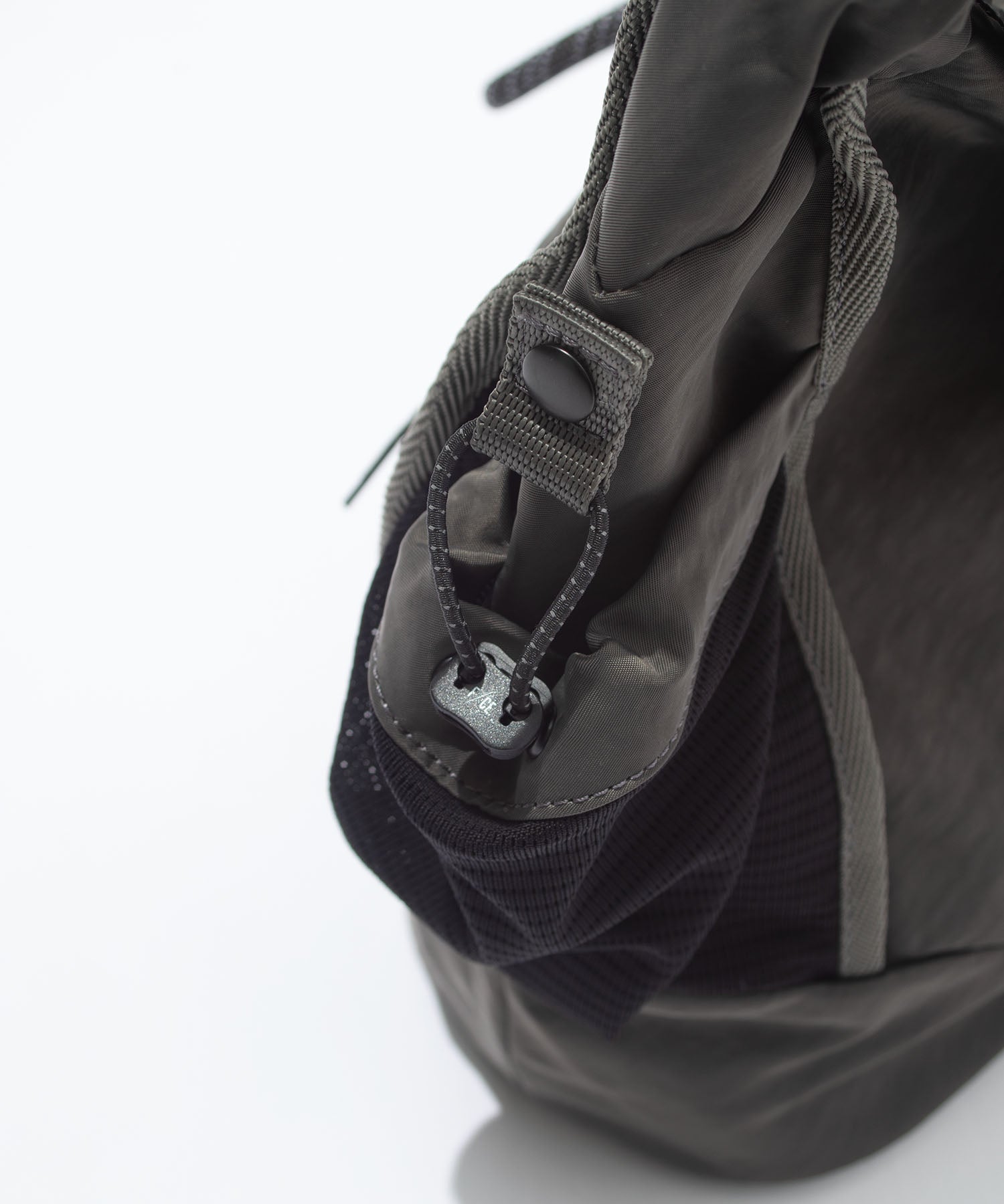 TEXTURED TWILL 2WAY SHOULDER TOTE "BLACK"