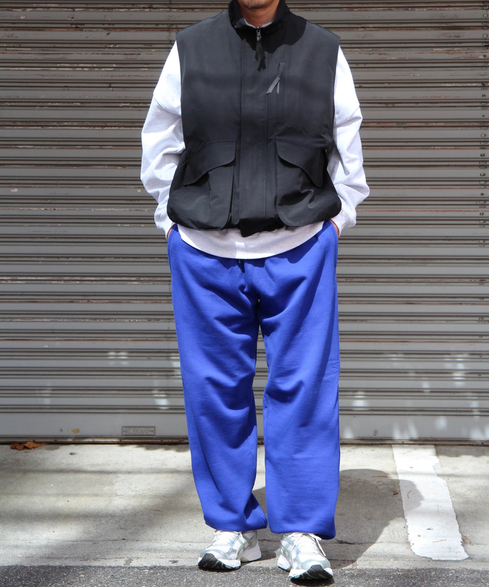 UNITWISTED YARN SWEAT PANTS "BLUE"