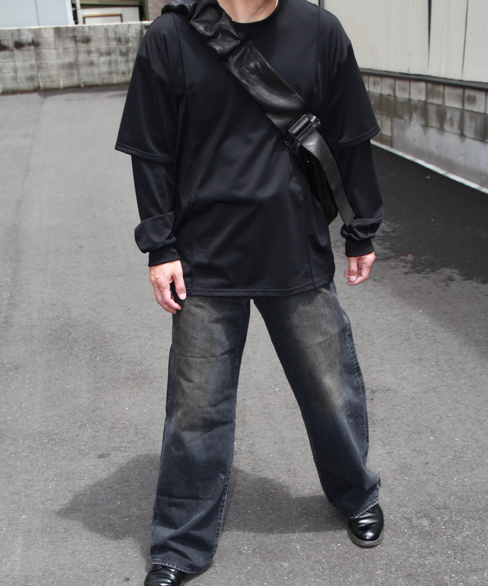 LOOSE DENIM JEANS "BLACK"