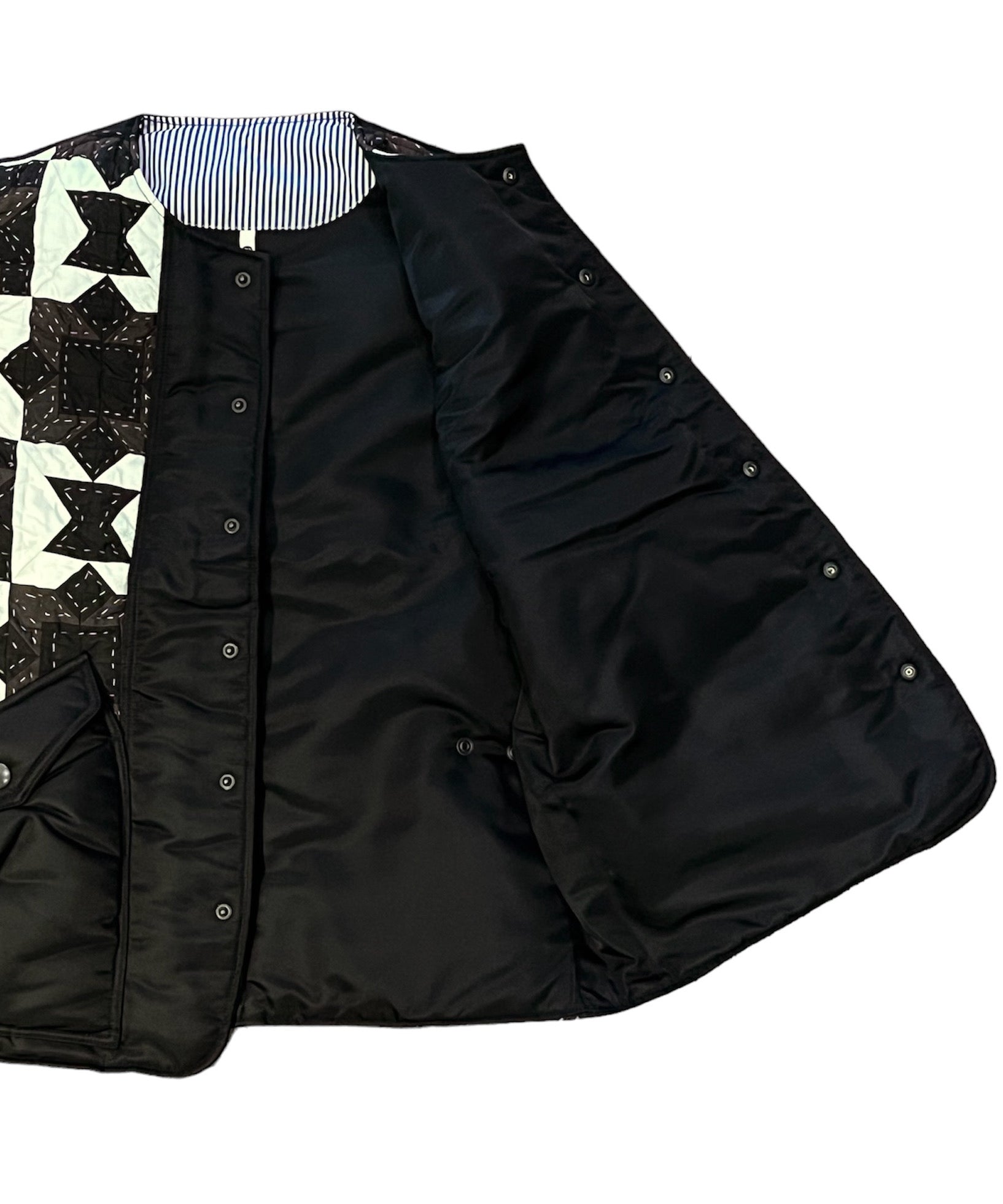 Hand patchwork quilted vest "Black"