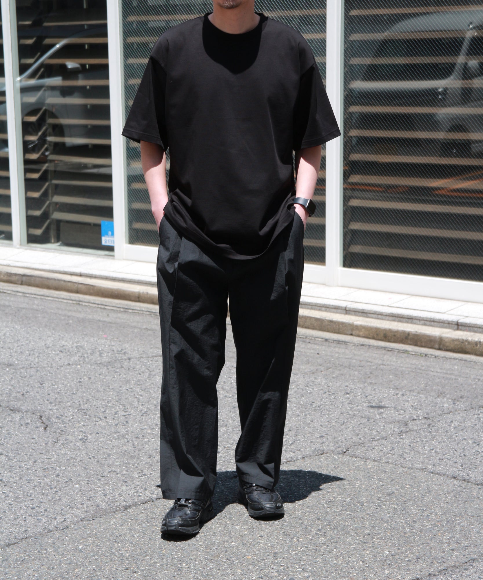 Tee "BLACK"