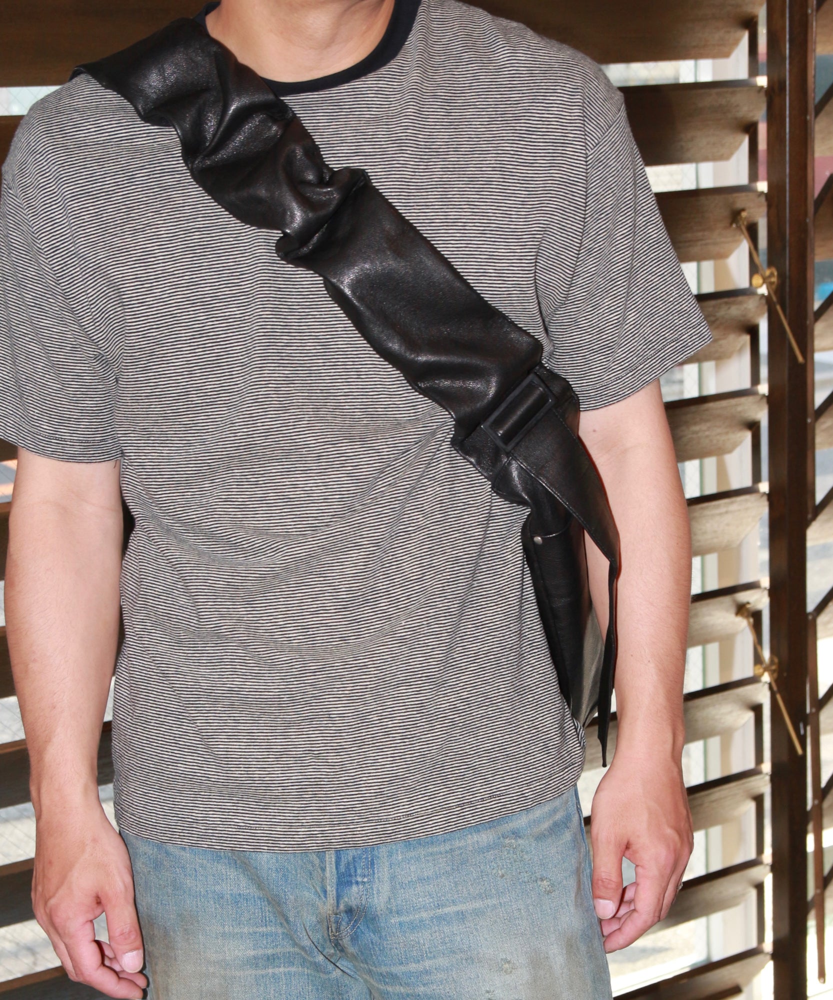 COTTON HEMP BORDER POCKET TEE "BLACK"