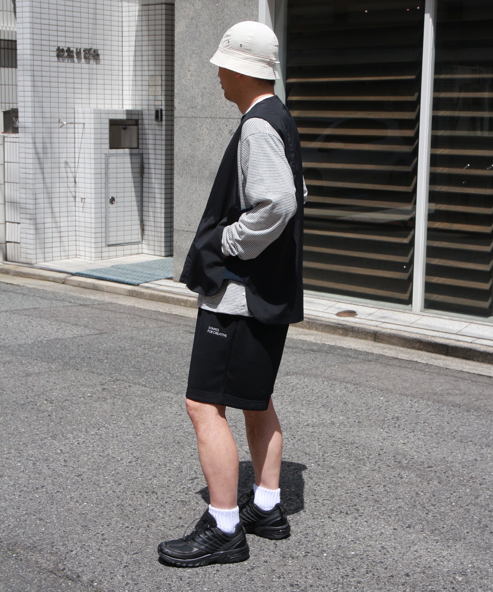ジッパーベスト "BLACK"