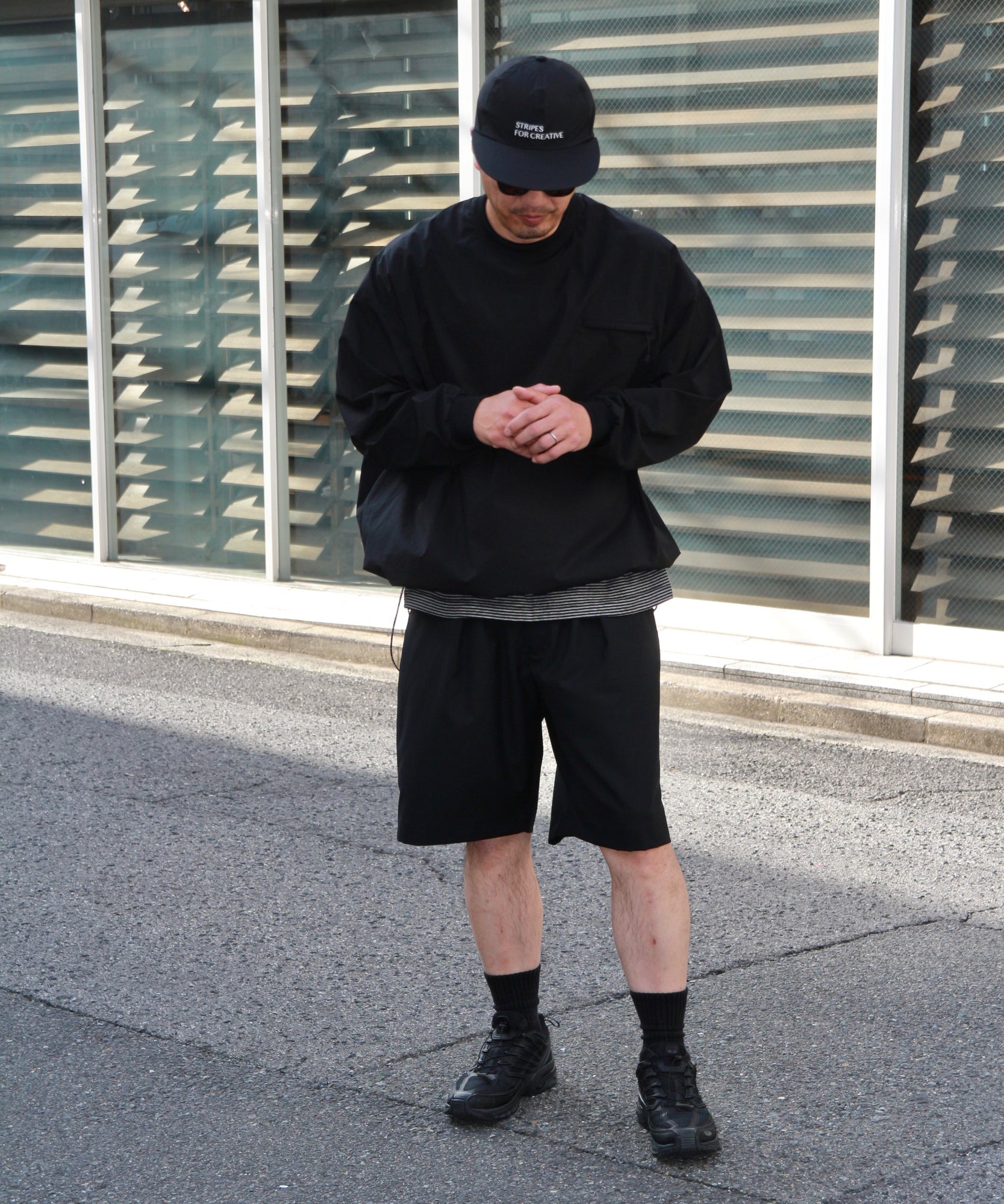 Two Tuck Wide Shorts "BLACK"