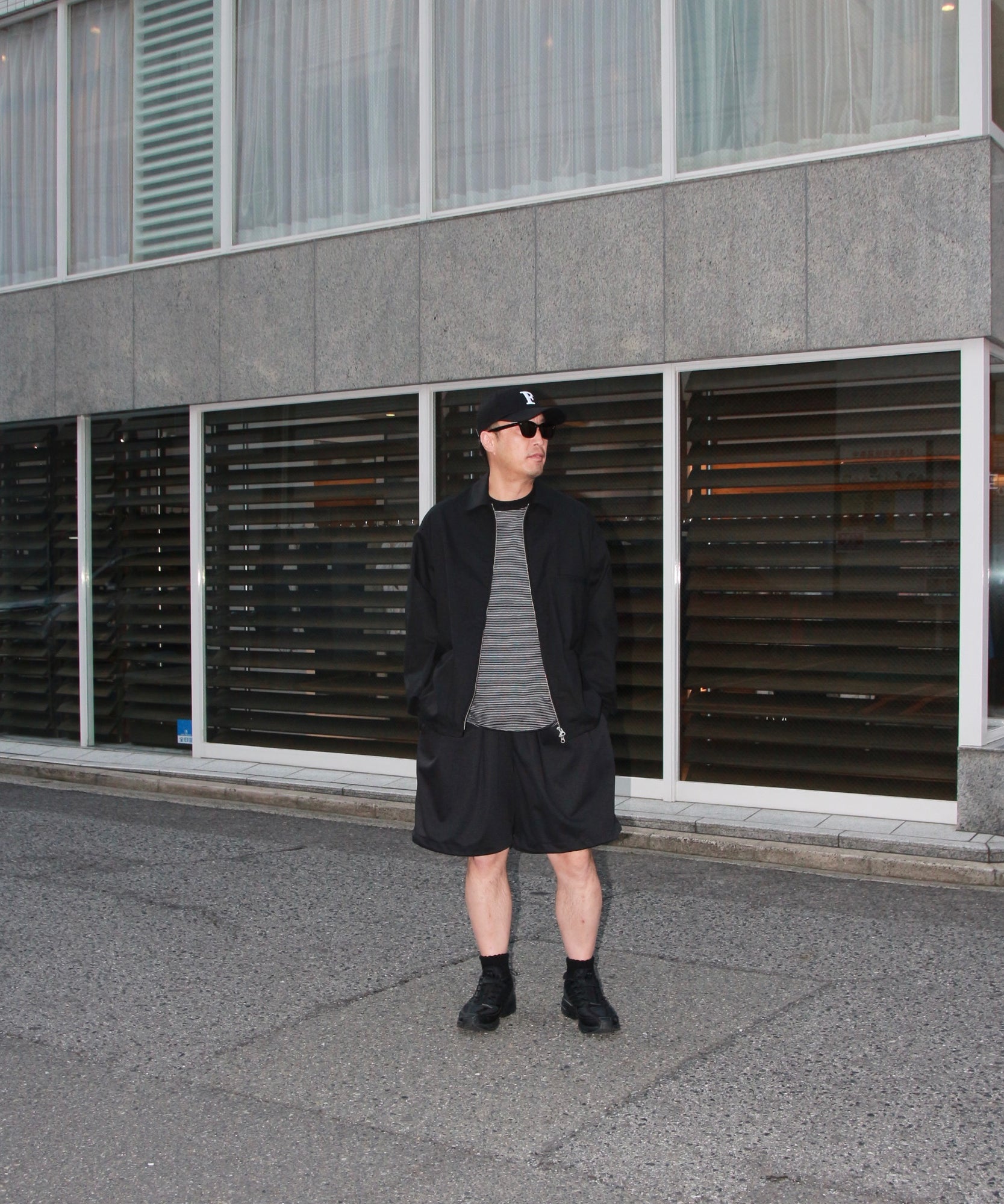 カバーオール "BLACK"