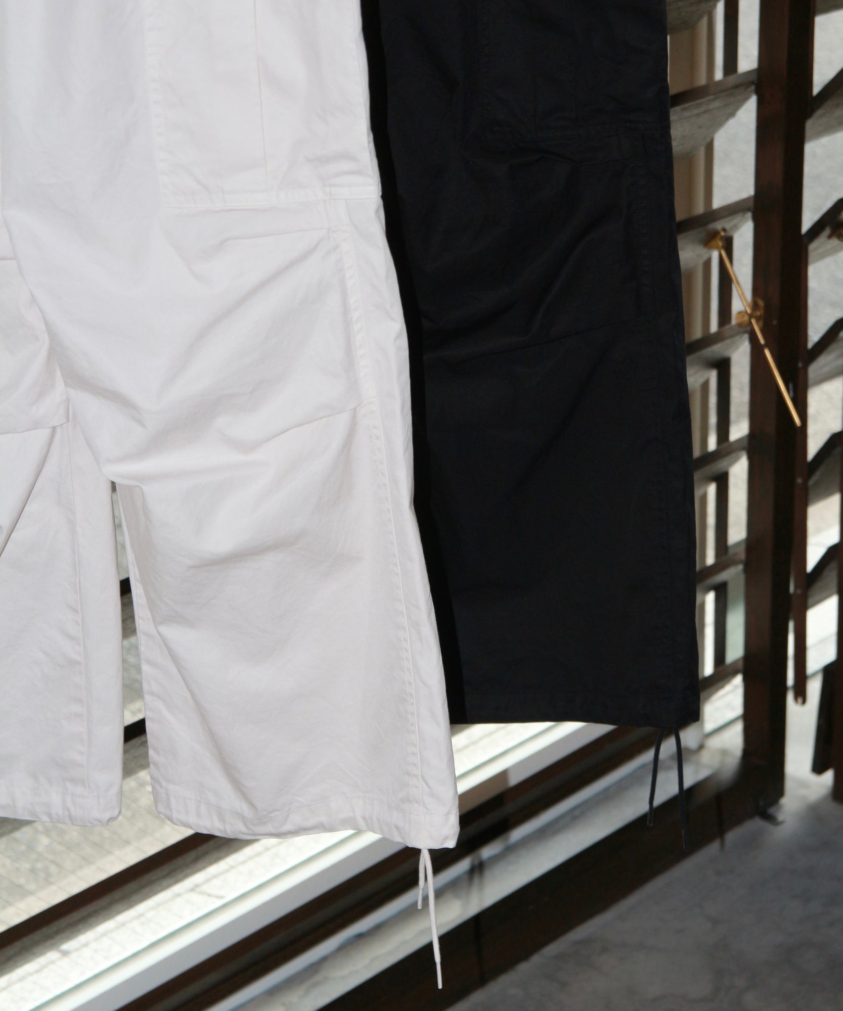 GARMENT DYE FIELD EASY PANTS "IVORY"