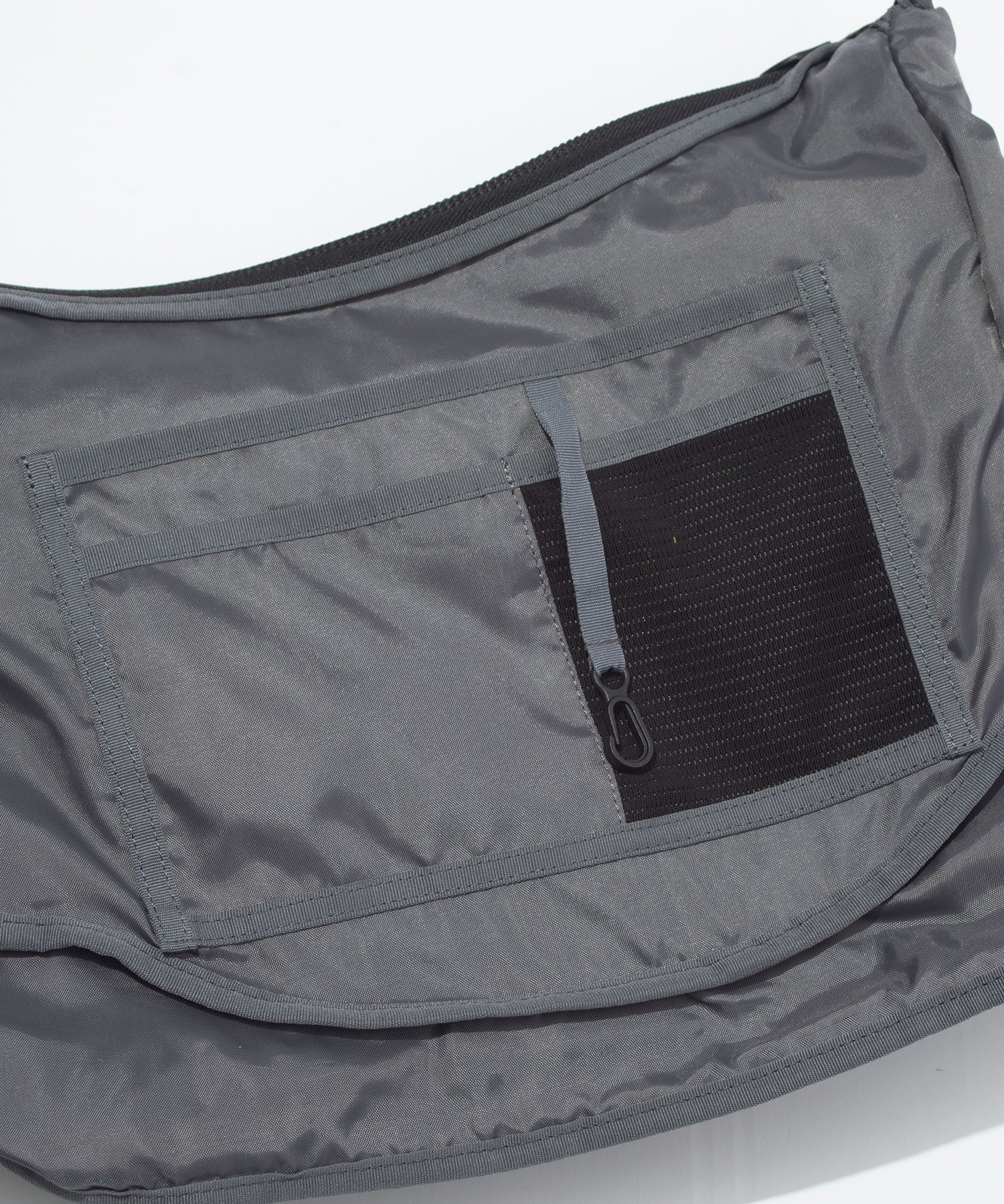 TEXTURED TWILL 2WAY SHOULDER TOTE "BLACK"