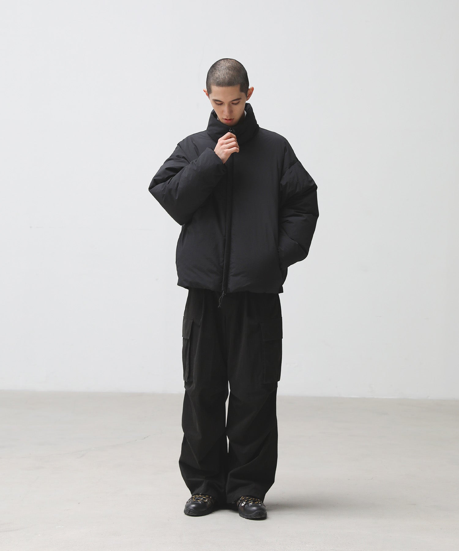 Snowman Down Jacket "Black"