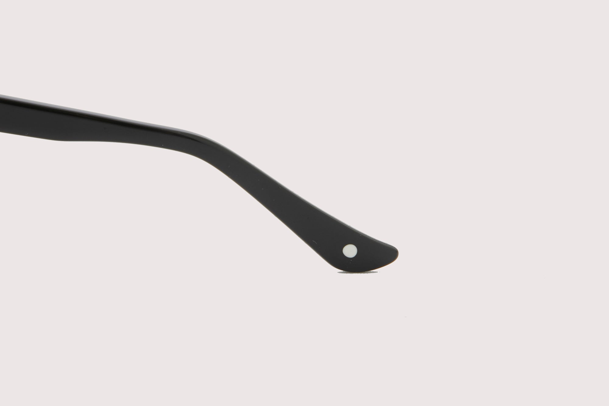 YUGEN "Gross Black x Clear to Grey"