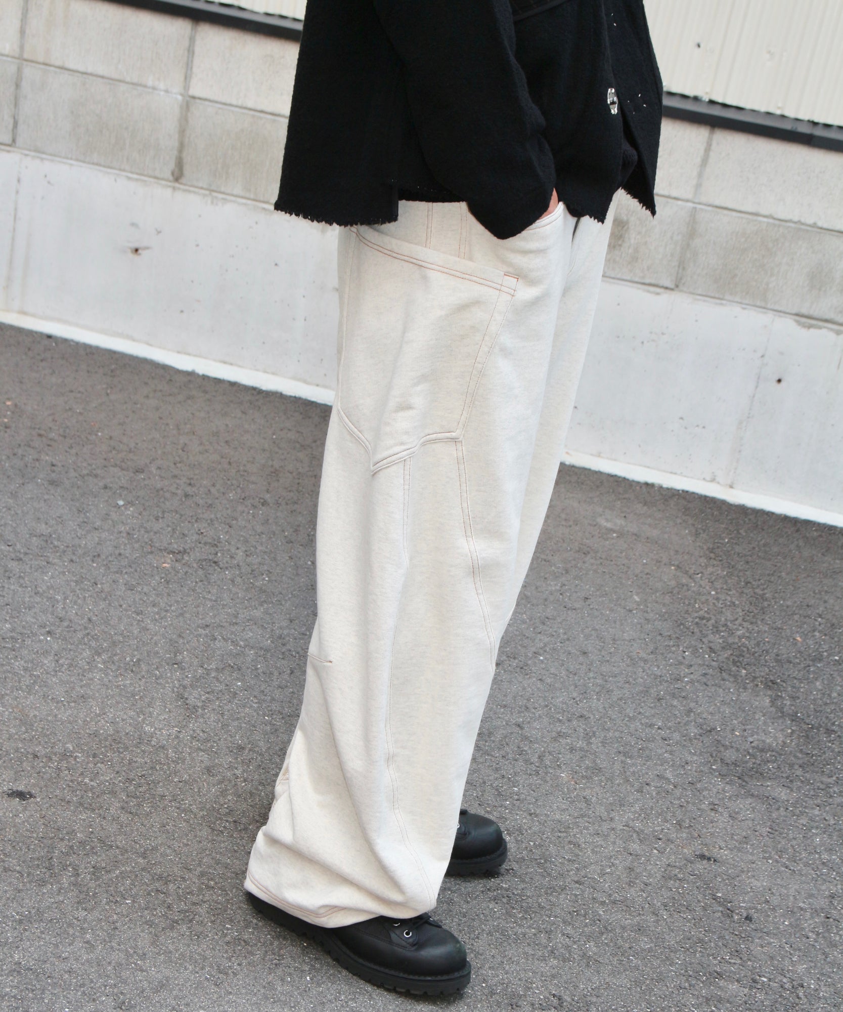 3D cutting sweat pants "OATMEAL"