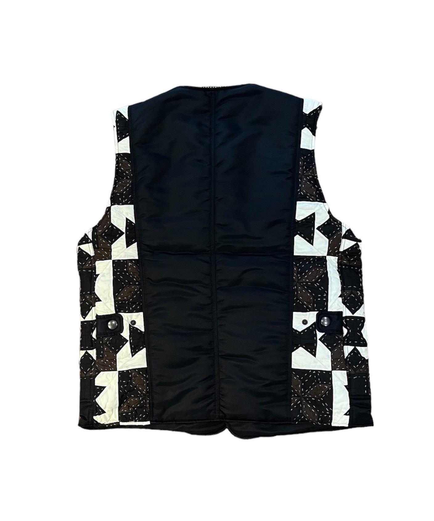 Hand patchwork quilted vest "Black"